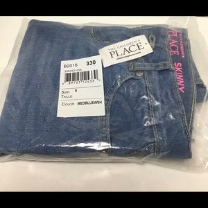 Children Place  girls jeans size 8. New with tags.